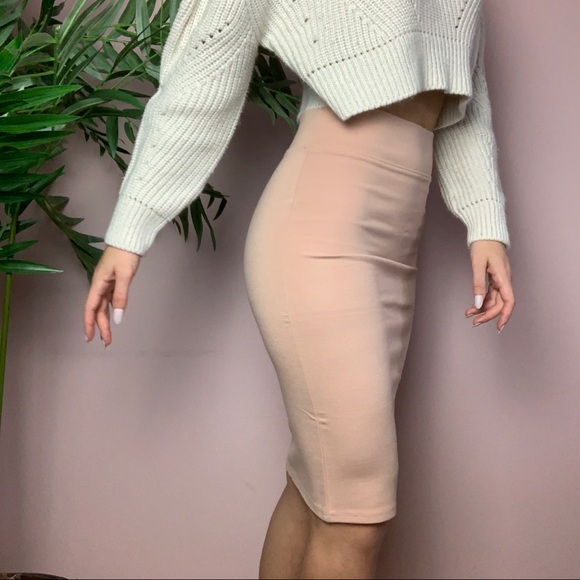 NEW! Size Small Forever21 Pencil Skirt - Picture 3 of 7